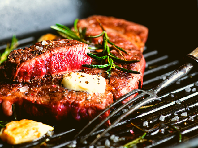 benefícios da carne vermelha